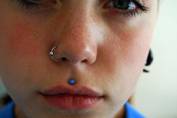 Piercing Nasıl Takılır?